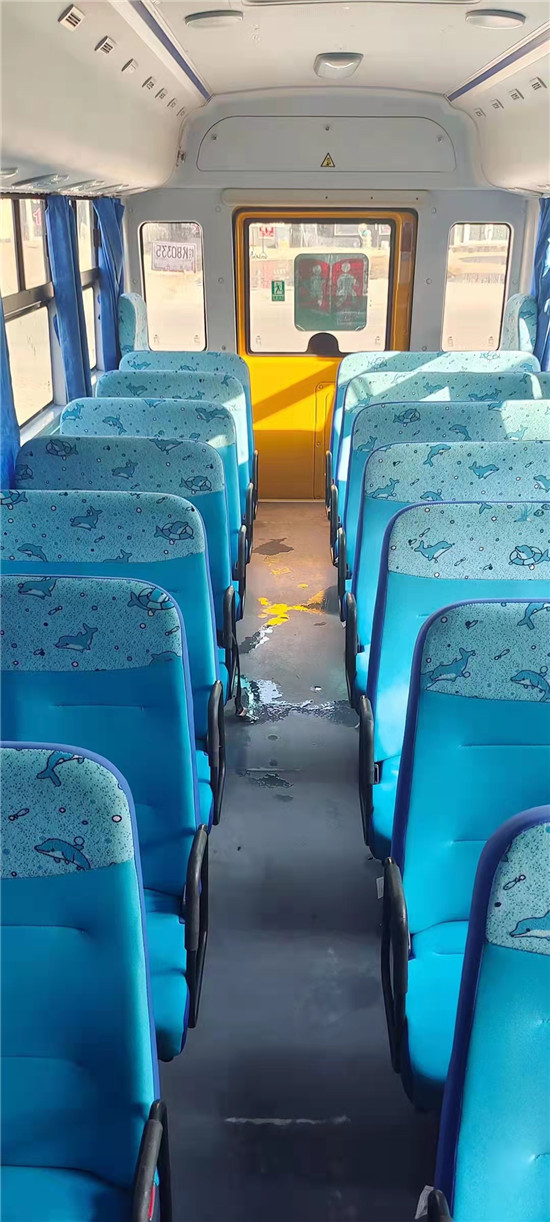 二手宇通中小學生校車